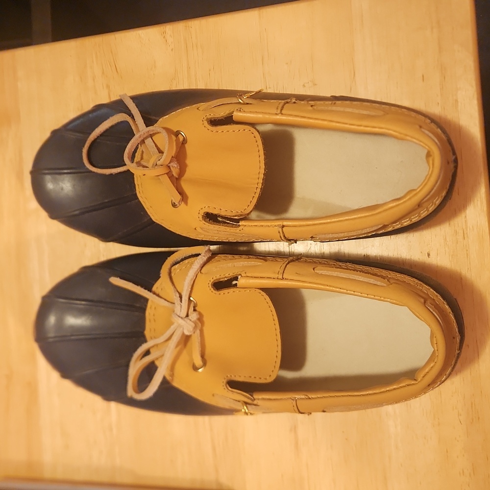 Sporto Ellen Duck Shoes  women's size 10.